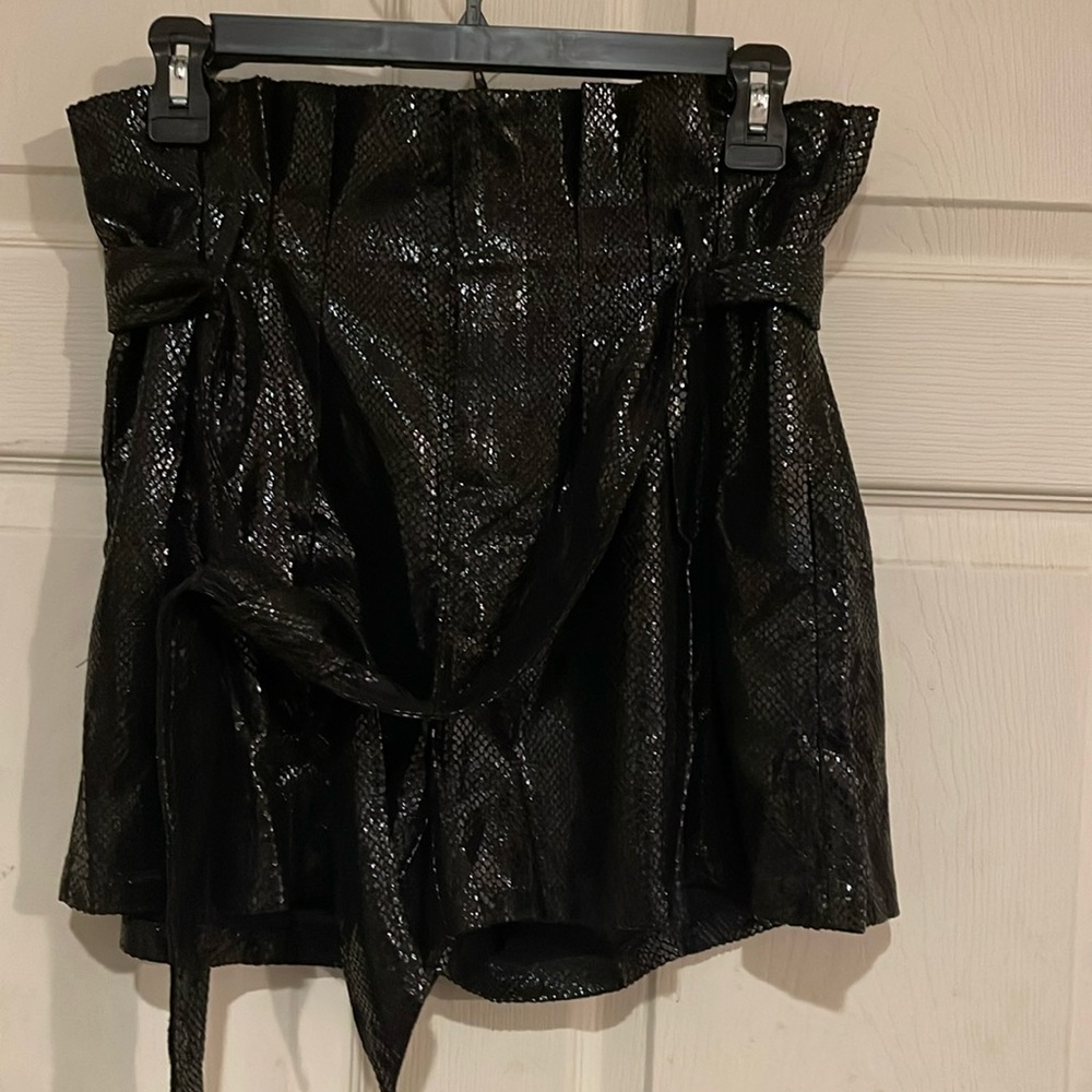 Dressy belted shorts